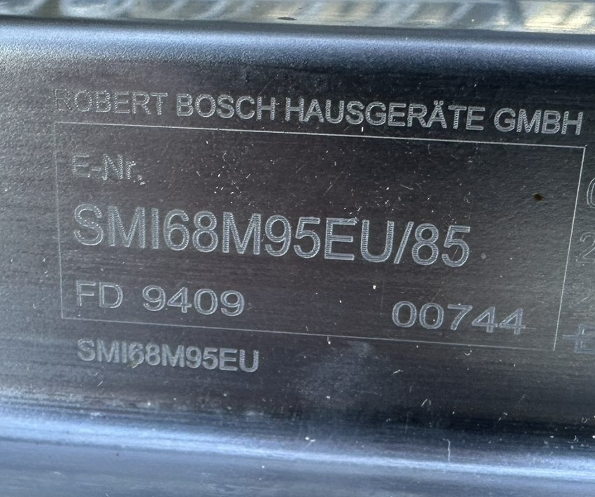 Myčka BOSCH 60cm - 4