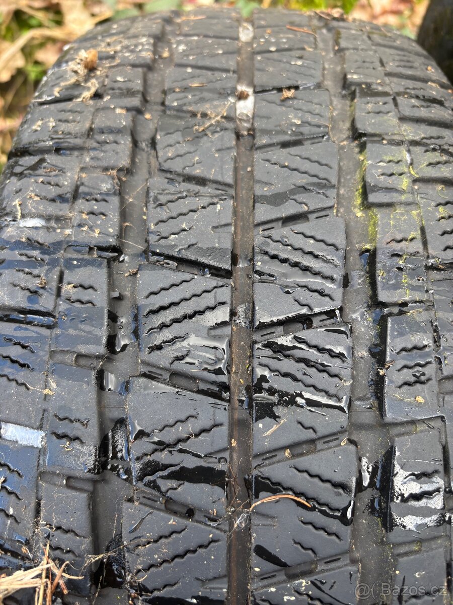 4x pneu Falken 235/65r16c Zimní - 4