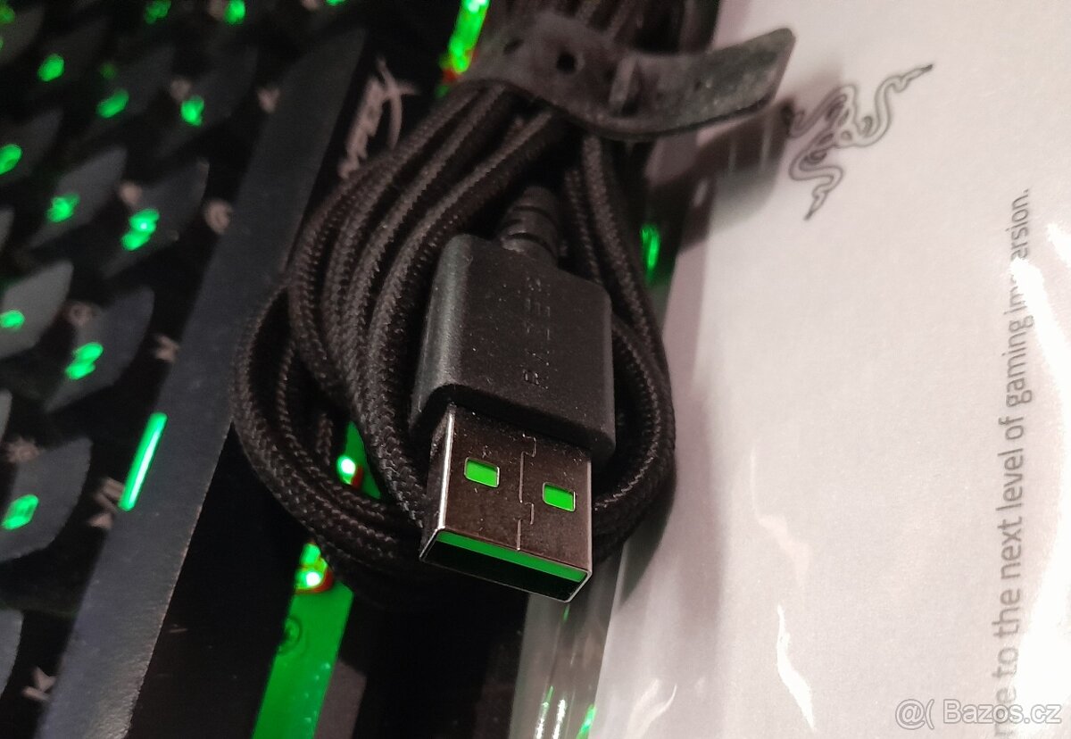 Držák kabelu Razer Mouse Bungee V3 Chroma - 4