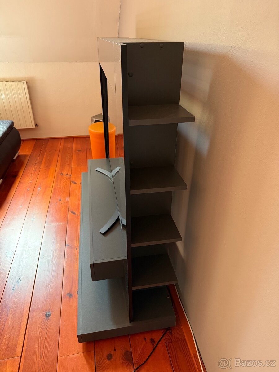 Obývací stěna Play, černý lesk - 4