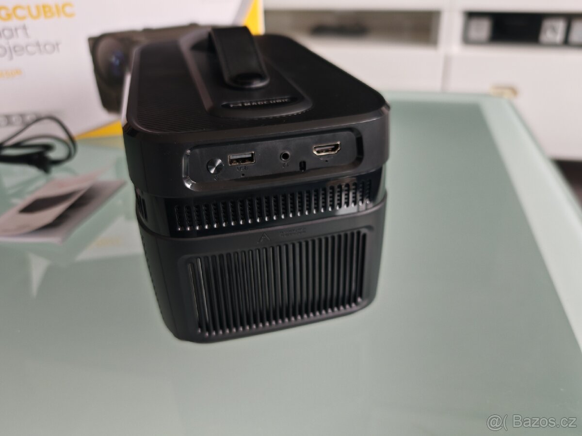 Projektor Magcubic HY450C - 4