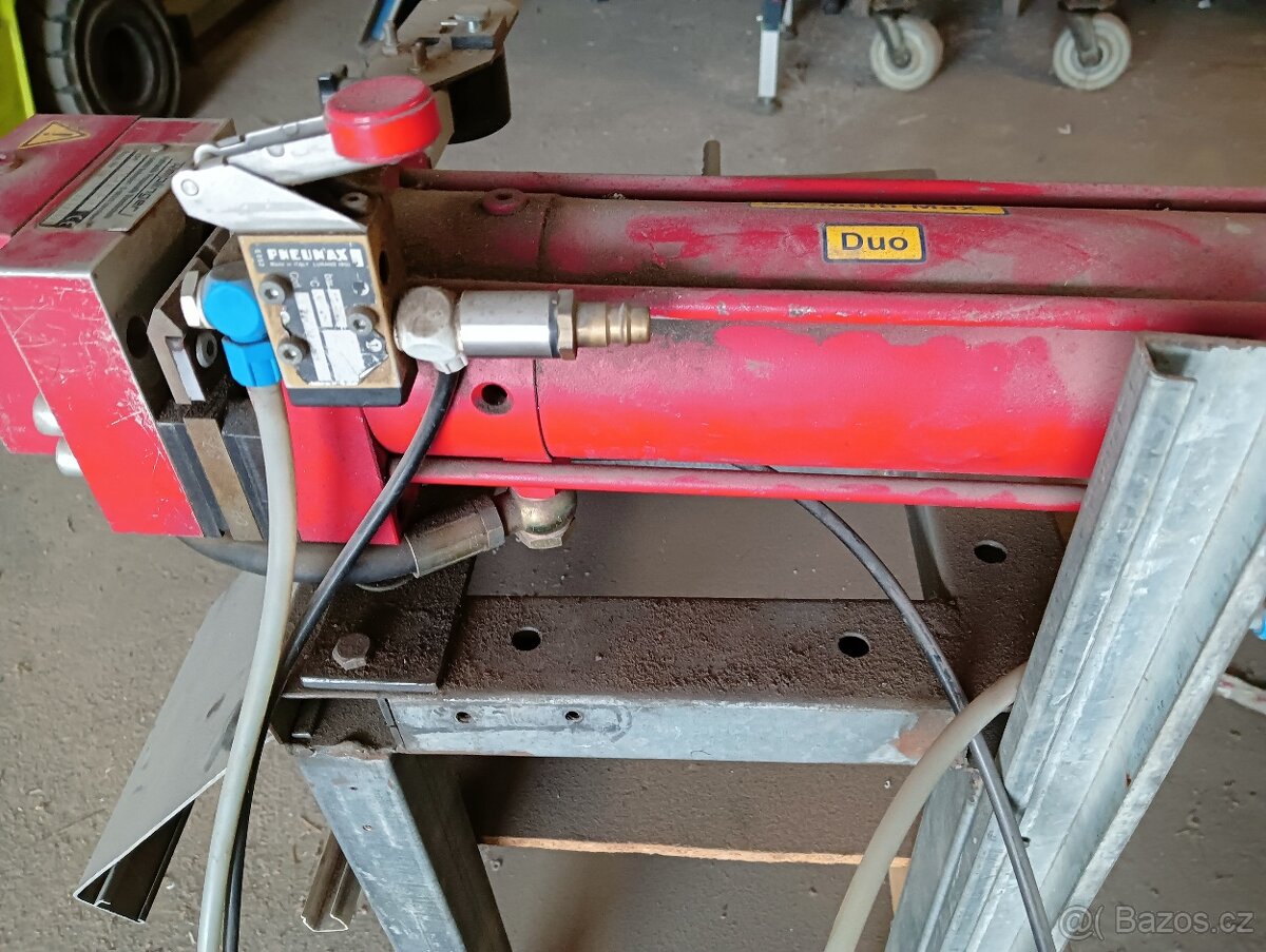 Hydraulický lis -nůžky na kování k výrobě oken - 4