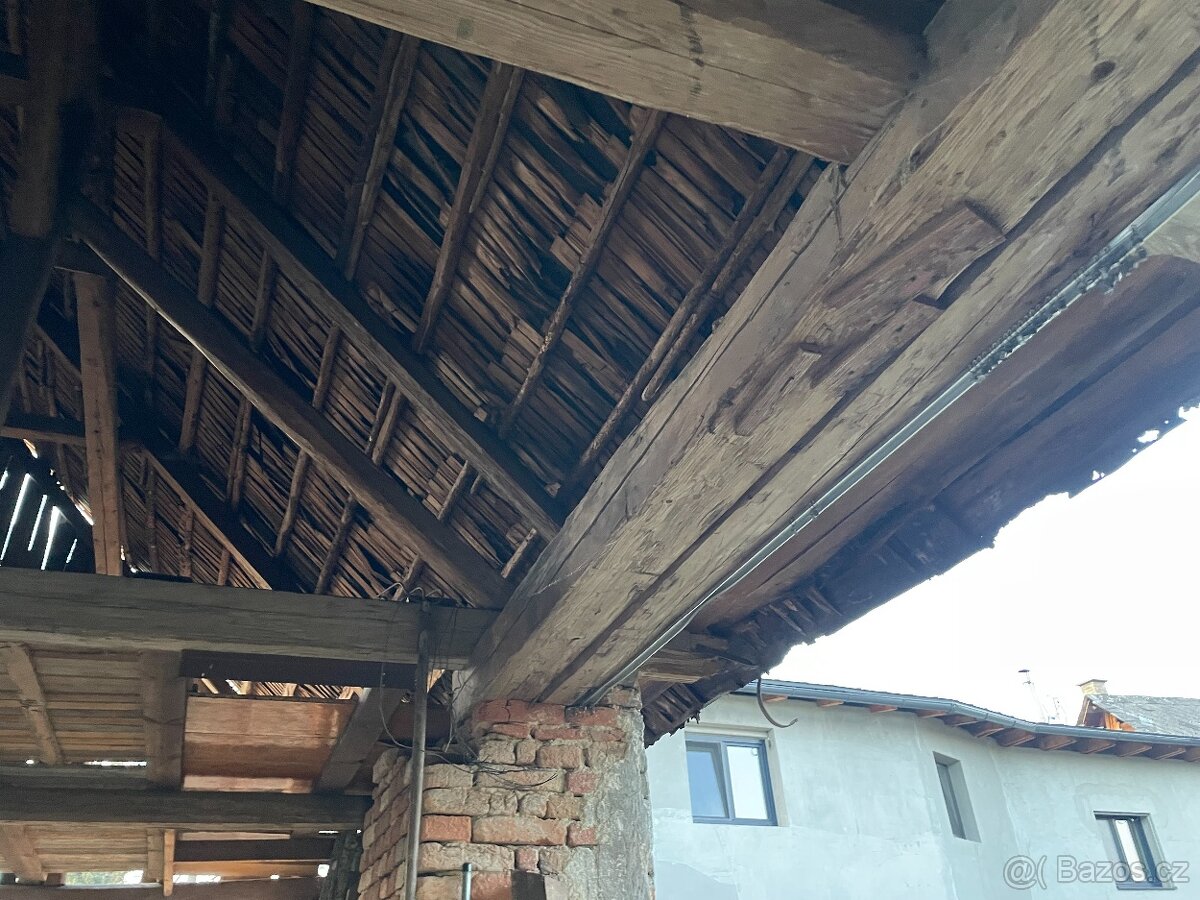 Staré tesané tramy - 4