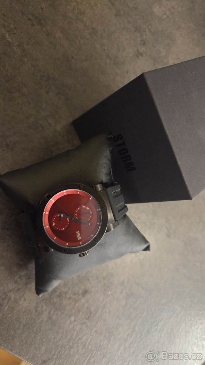 STORM HYDRON V2 RUBBER SLATE RED NOVÉ - 4