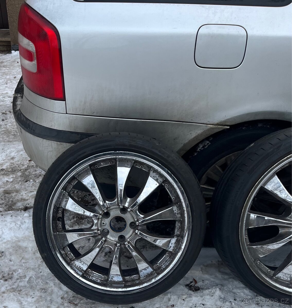 Alu kola 235/35/RS19 rozteč 5x120 - 4