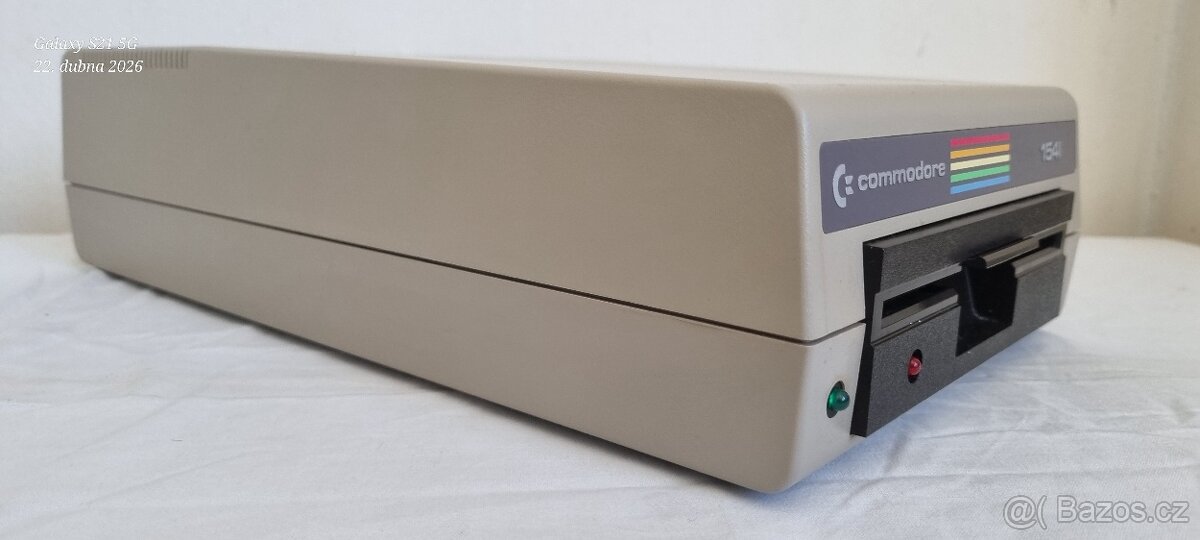 COMMODORE 1541 - DISKETOVÁ MECHANIKA - 4