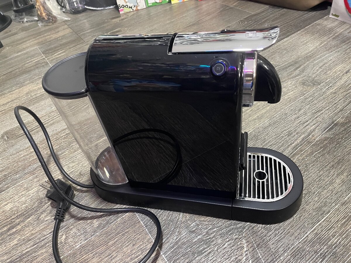 Nespresso Citiz & Milk s napěňovačem Aeroccino 3 - 4