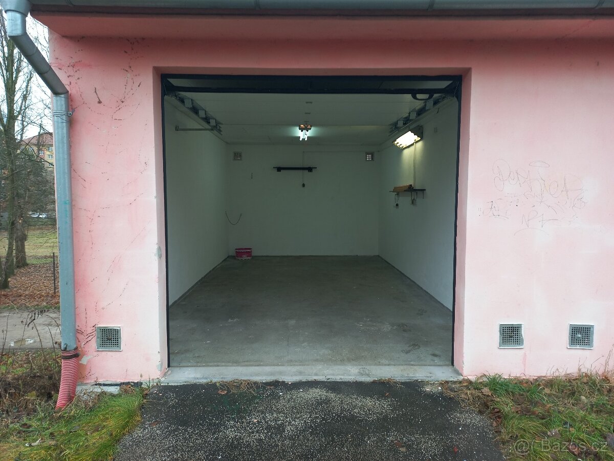pronájem garáže - 4