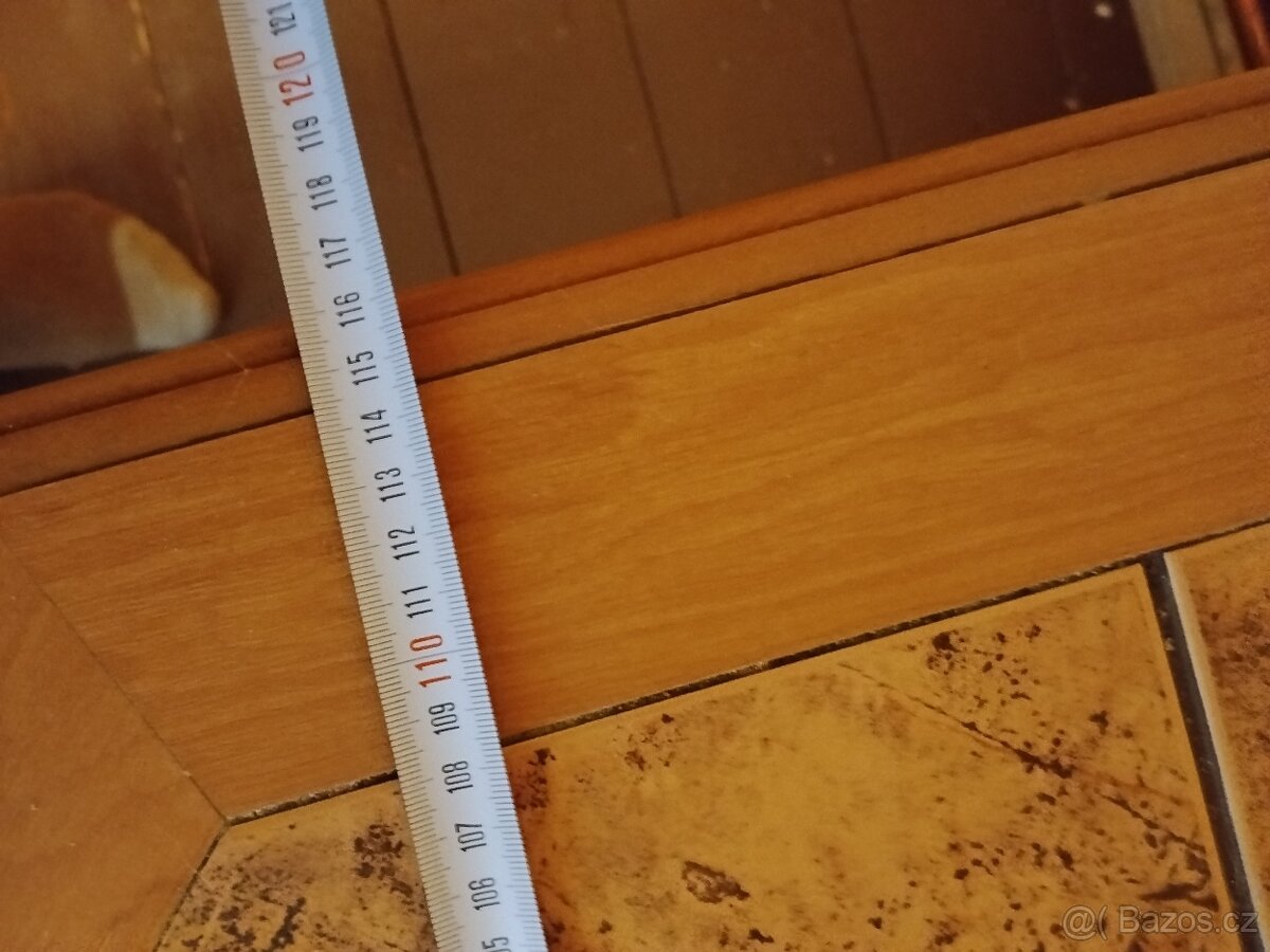 Konferenční stolek s obkladem. - 4