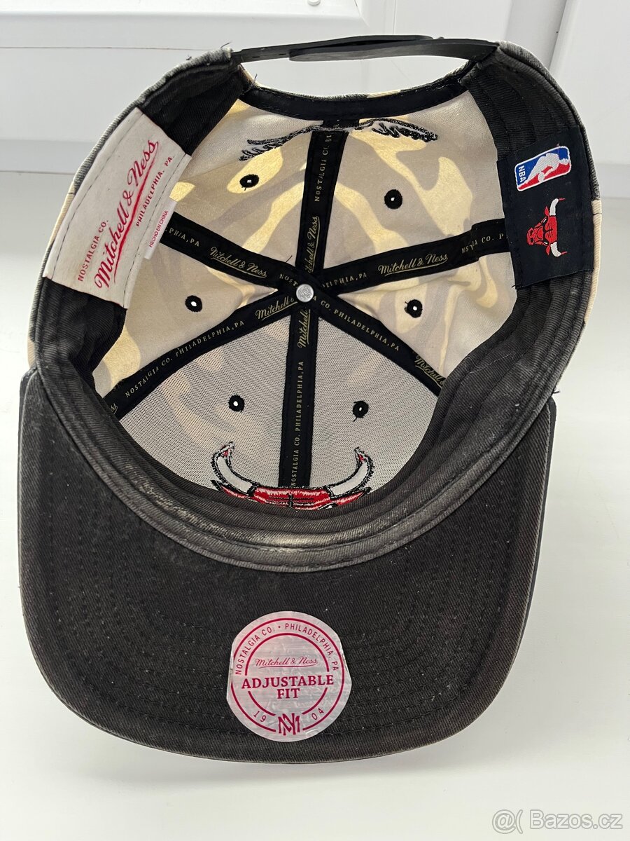 Kšiltovka Mitchell & Ness Chicago bulls - 4