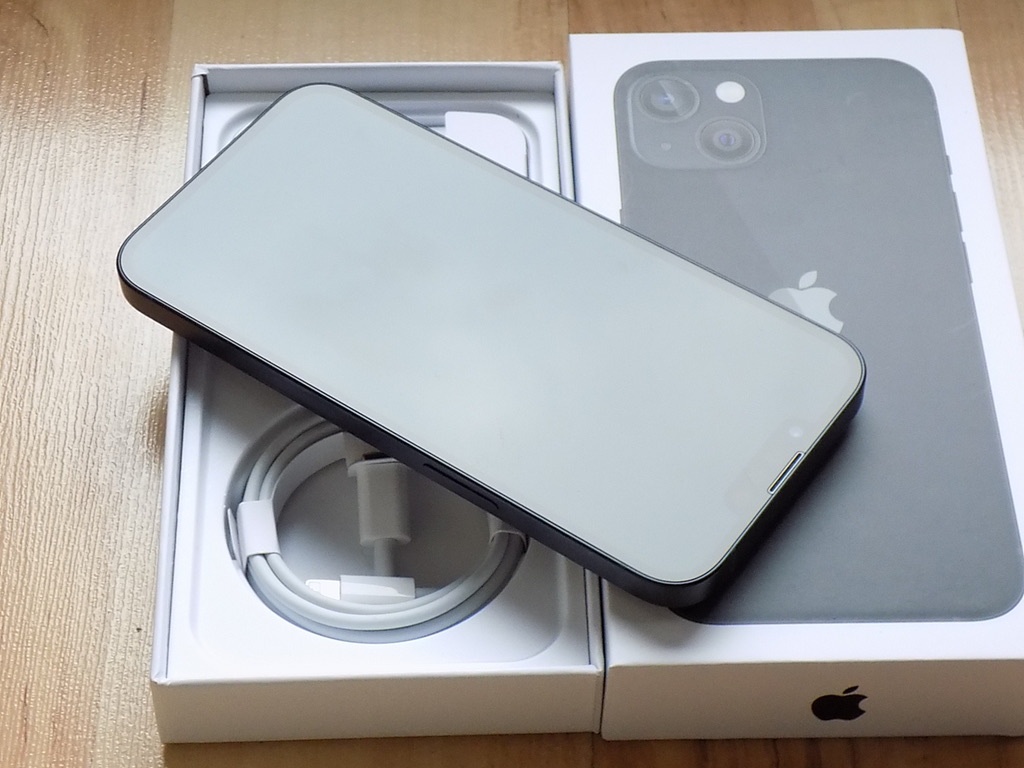  APPLE iPhone 13 128GB Black - ZÁRUKA - TOP STAV - 4