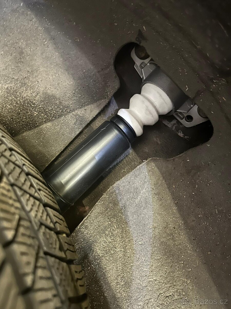 Prodám W Golf5 GTI 2 L, 147 kW, - 4