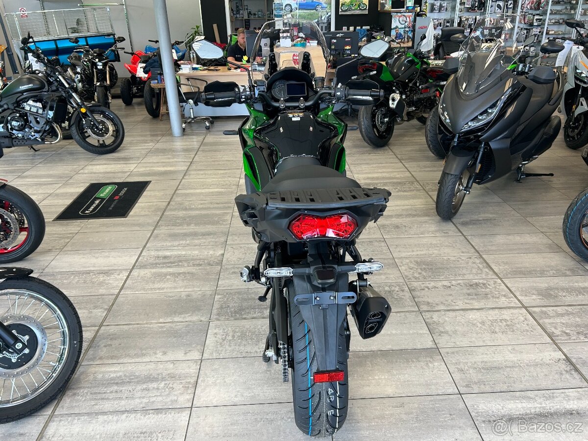 Kawasaki Versys 1100 SE - 4
