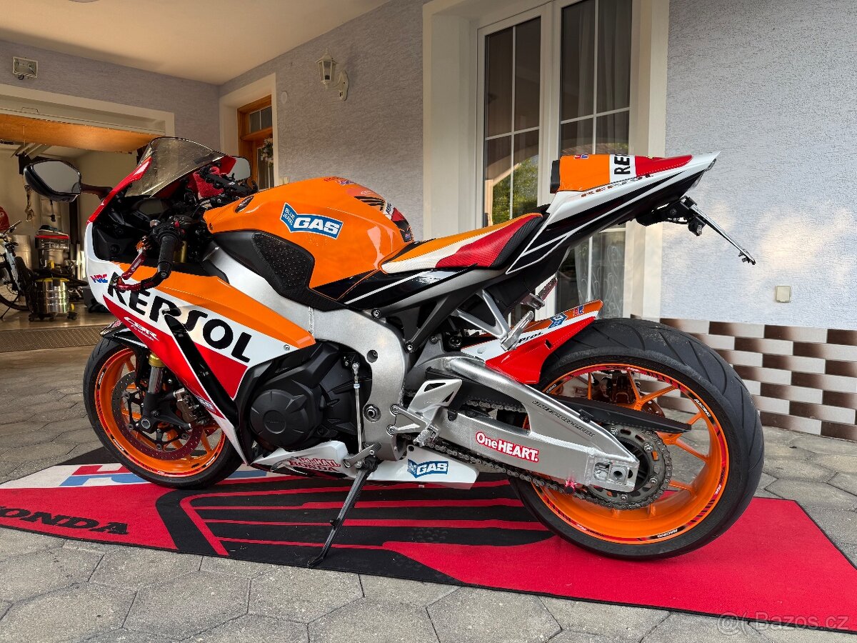 Honda cbr 1000rr Repsol - 4