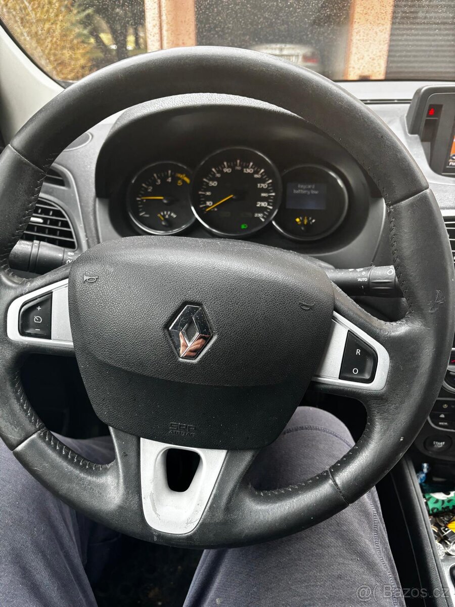 Prodám Renault Fluence - 4