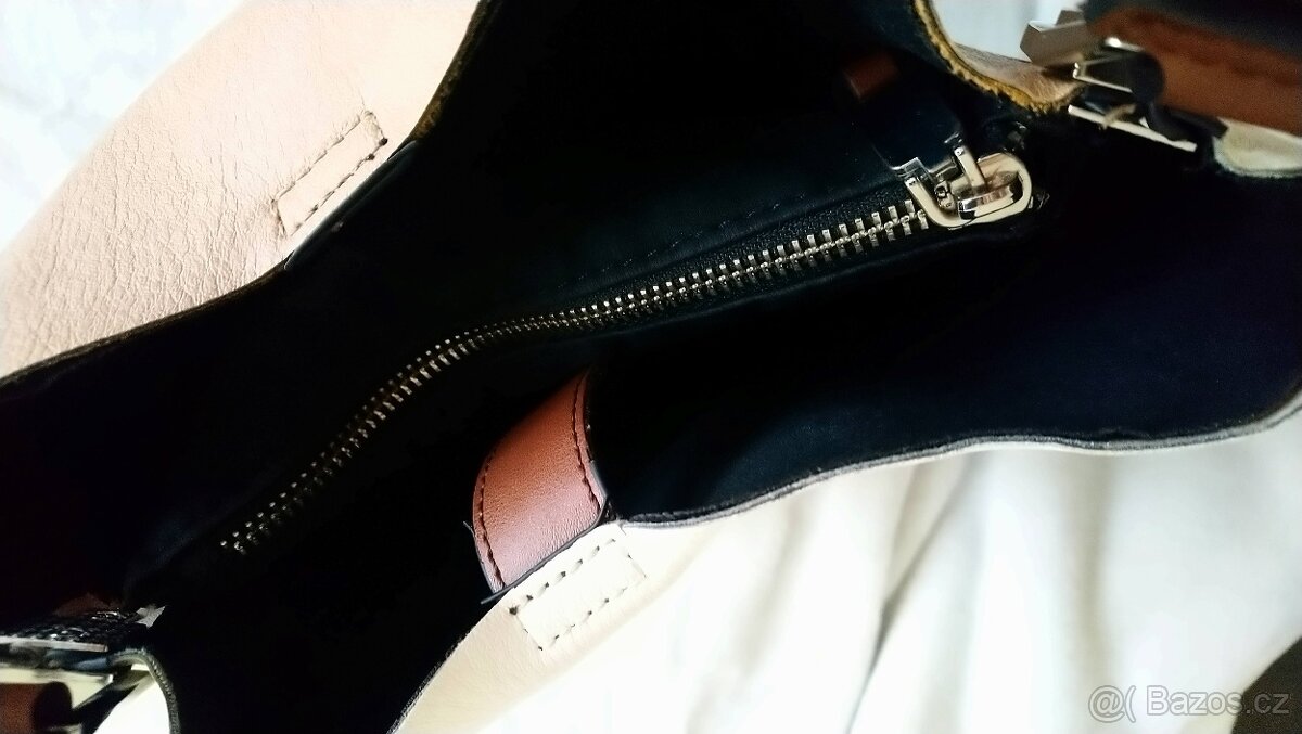 Dámská kabelka - 4