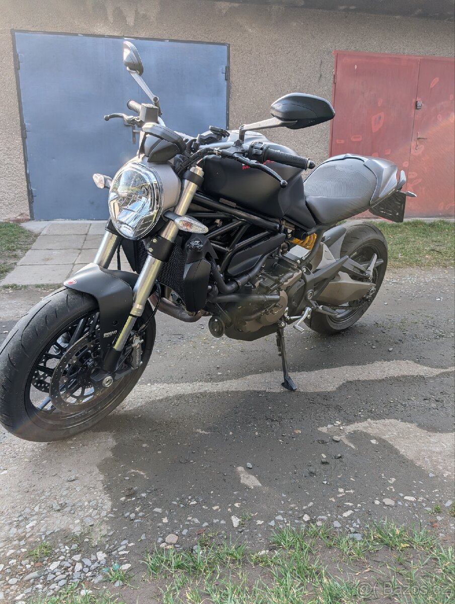 Ducati Monster 821 - 4