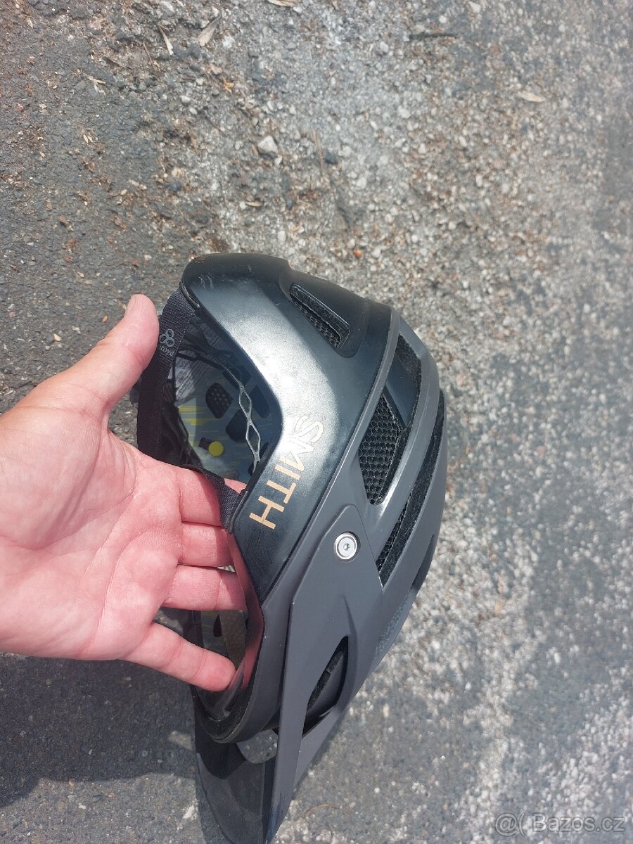 Cyklohelma MTB - 4