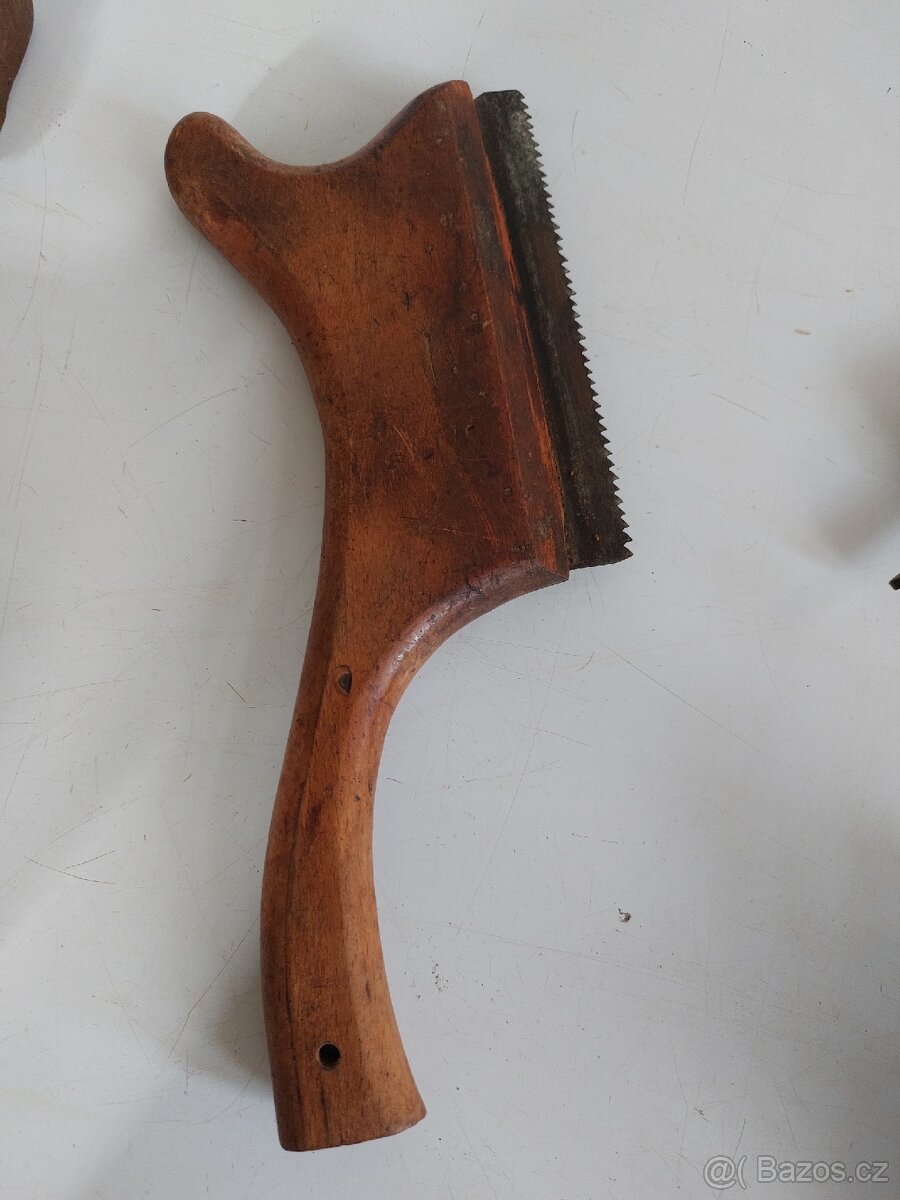 Truhlářské staré a retro nářadí. - 4