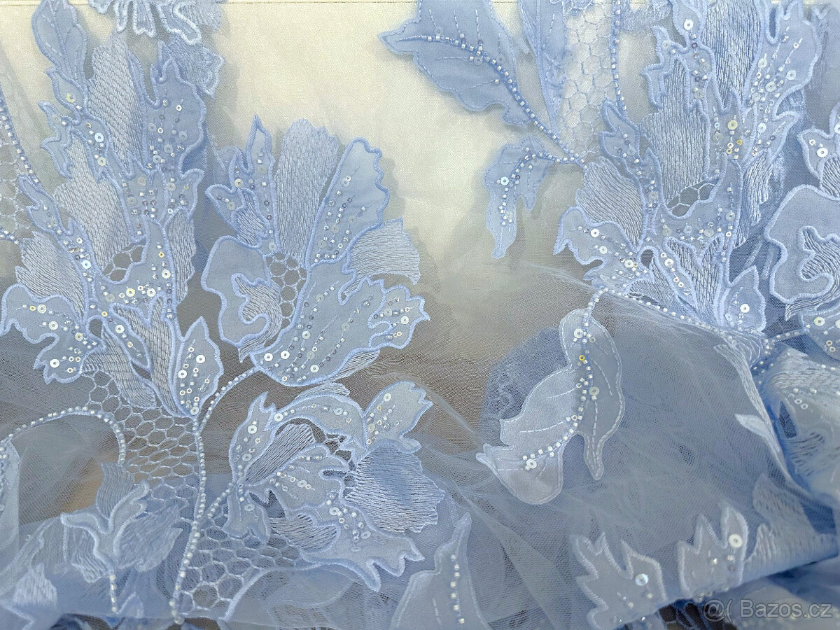 luxusní látka na plesové šaty krajka metráž vyšívaný tyl - 4
