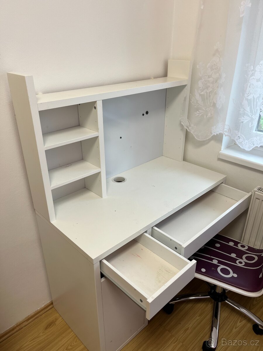 Dětský PC stůl s magnetickou tabulí a židličkou - 4