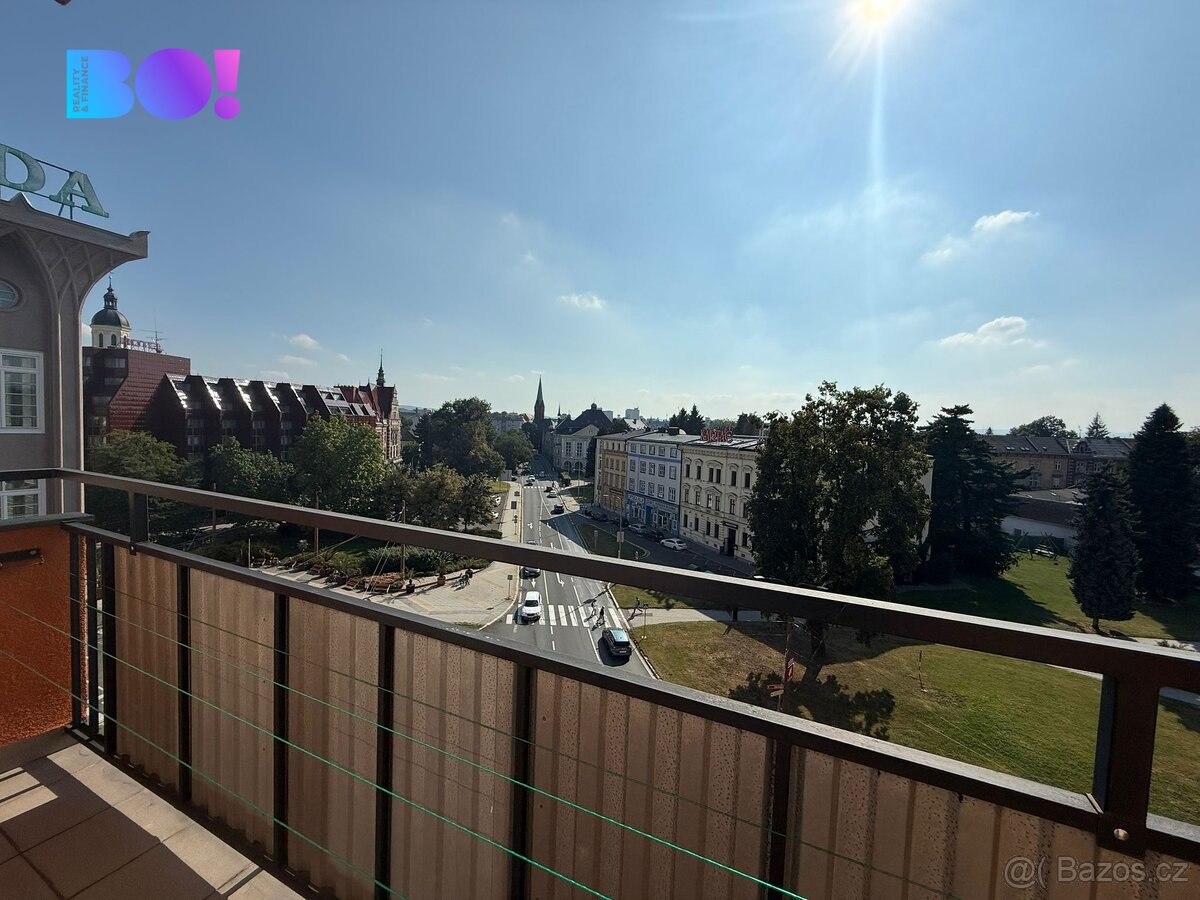 Prodej bytu 2+1, 49 m² v centrum Opavy s krásný výhledem na - 4