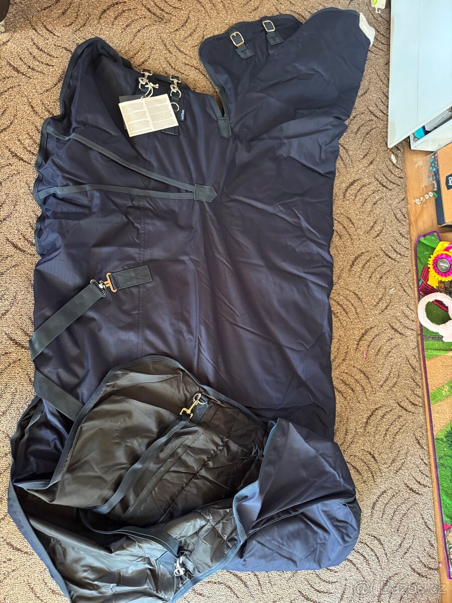 Zimní deka s krkem 135 a 145cm 200g - 4