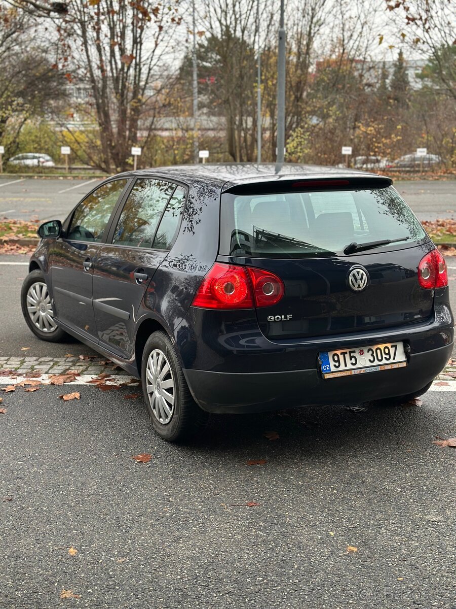 Volkswagen Golf V 1.4 Benzín - 4