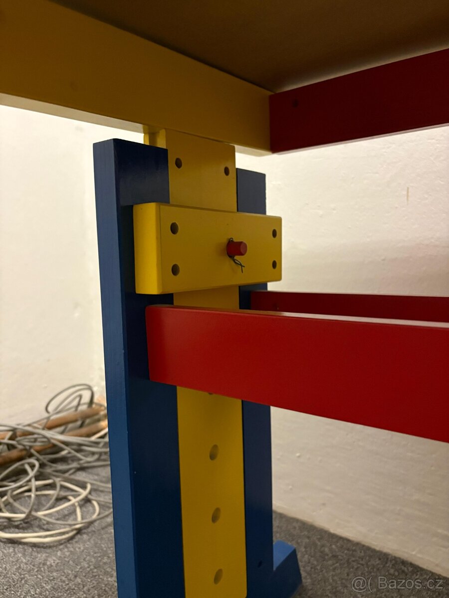 Rostoucí psací stůl pro děti - 4