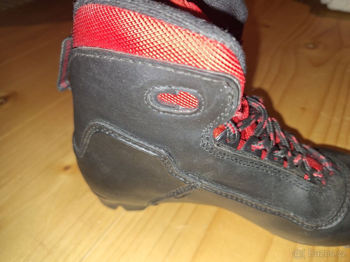 Boty na běžky NNN 35 - 4