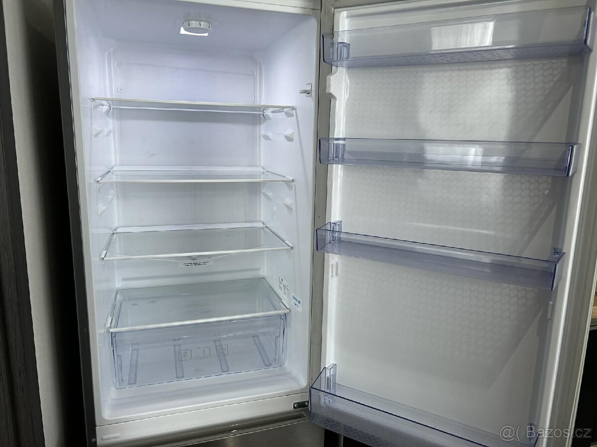 Lednice Beko
Beko CSA270M30X - 4