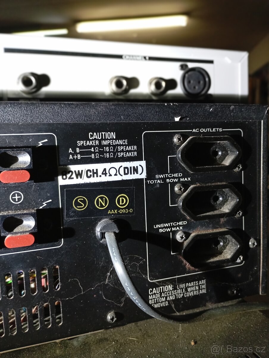 Receiver Sansui a zesilovač Pioneer - 4