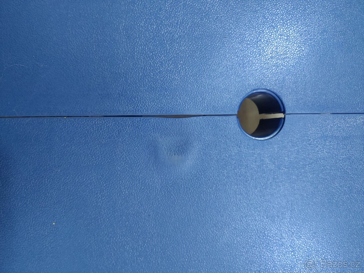 Kempingovy stůl pro 4 osoby - 4