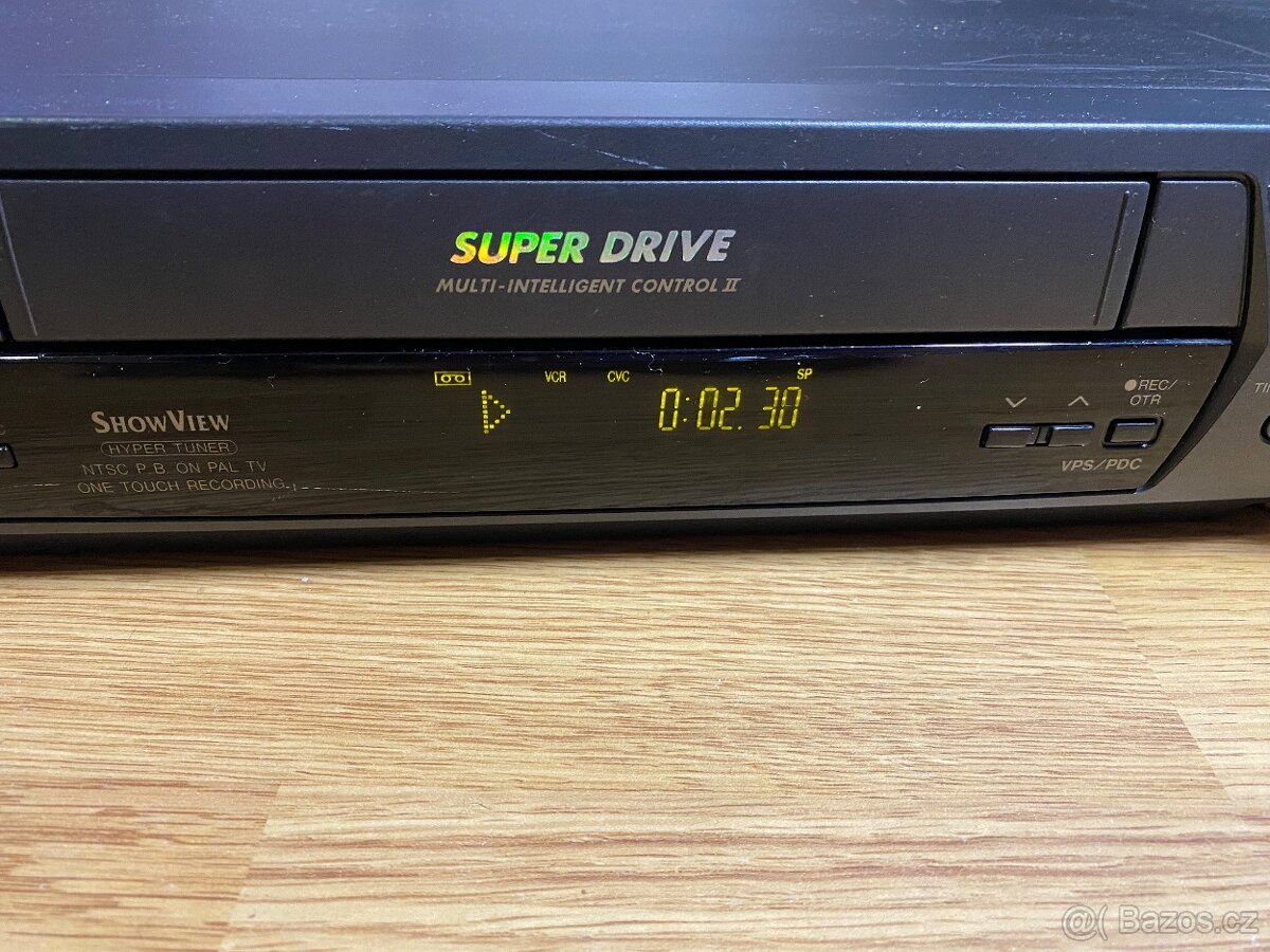 Videorekordér Panasonic NV-HD642 (Super Drive) - 4