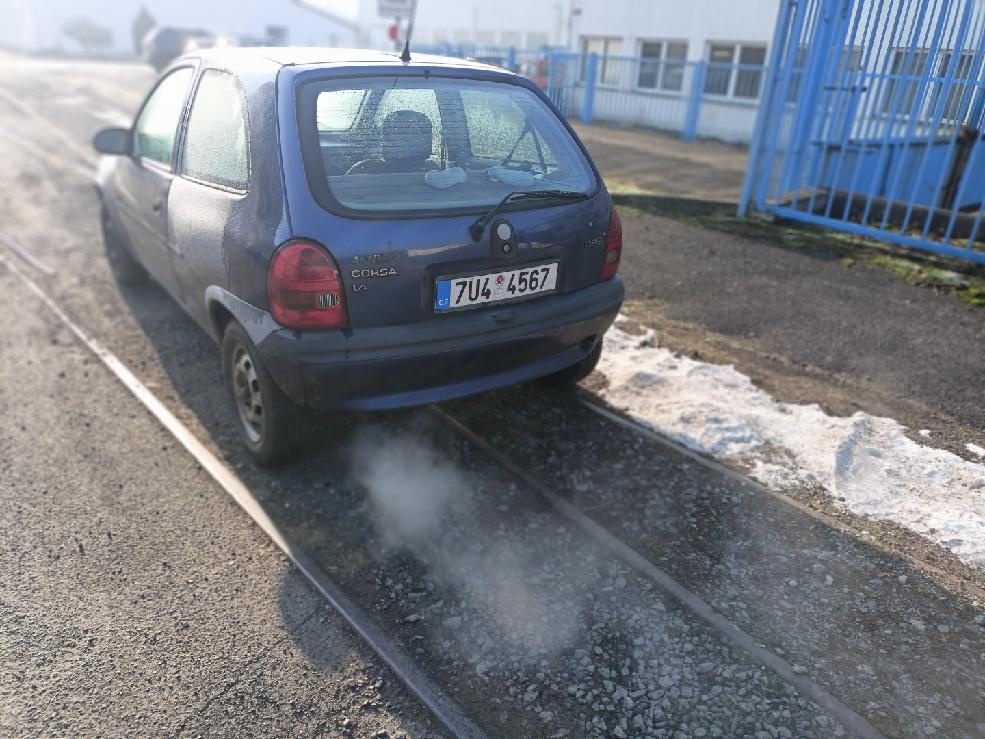 Opel Corsa B 1.4 automat - 4