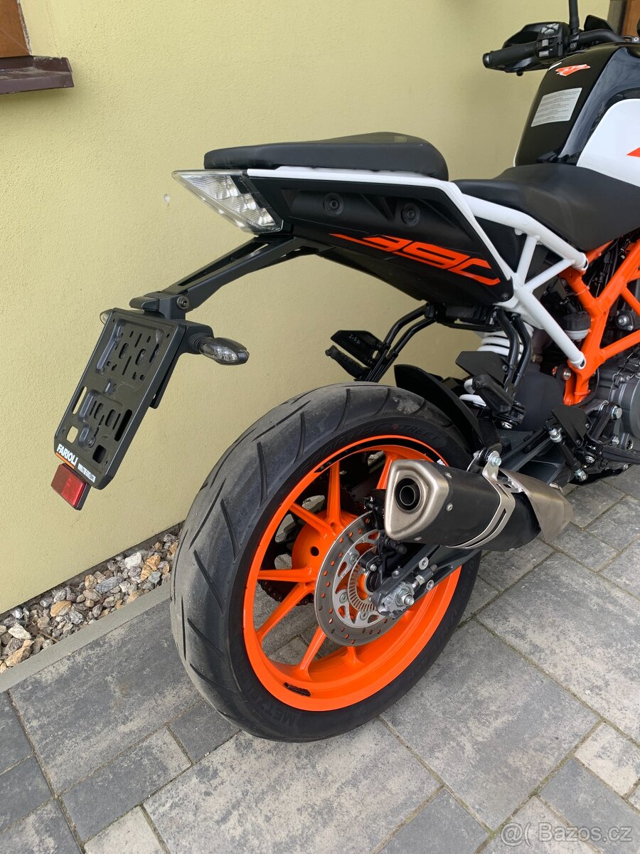 KTM 390 Duke - 4