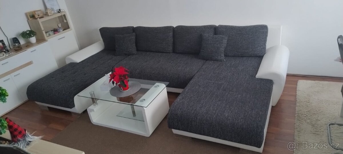 Velký rozkládací gauč - 4