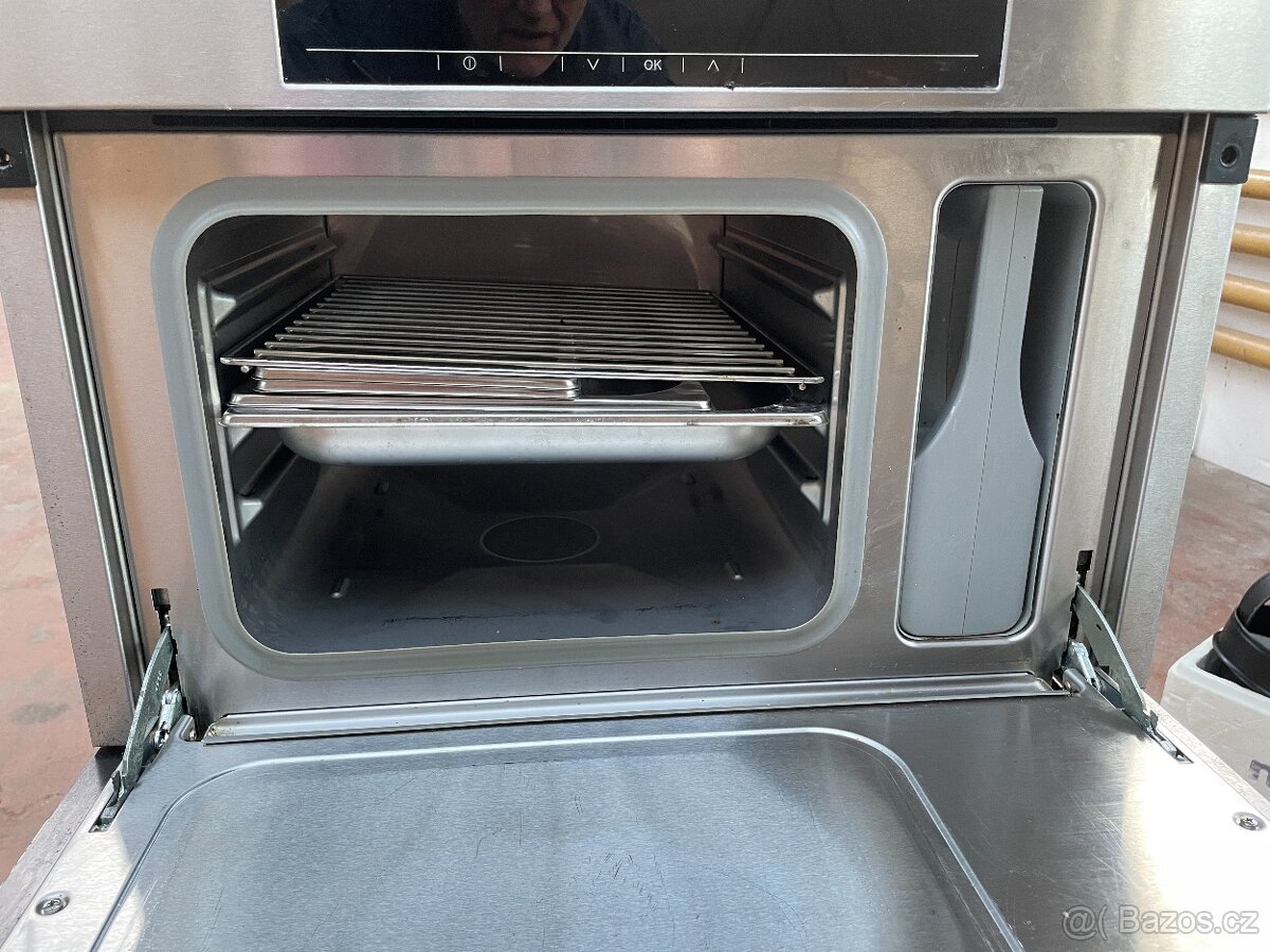 Vestavná parní trouba Miele - 4