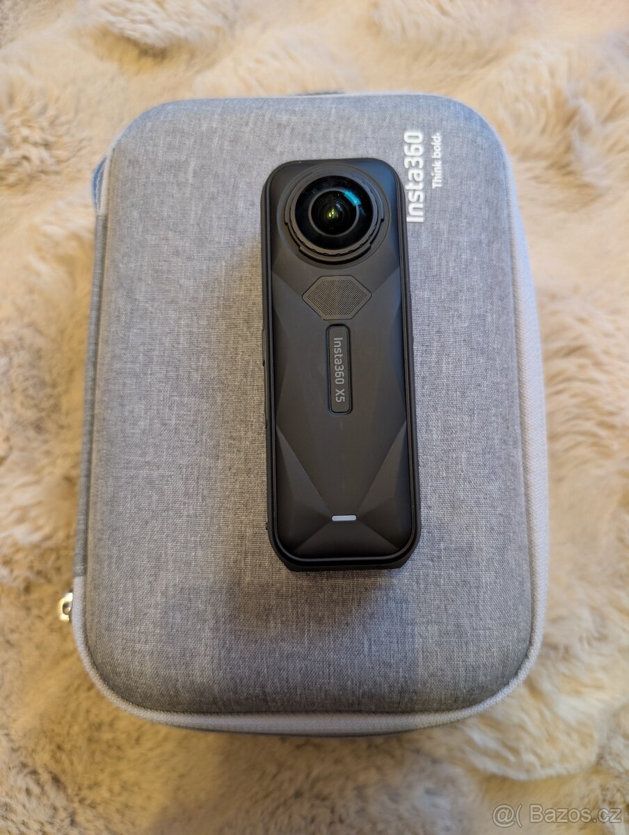 Insta360 X5 Essentials bundle+ příslušenství - 4