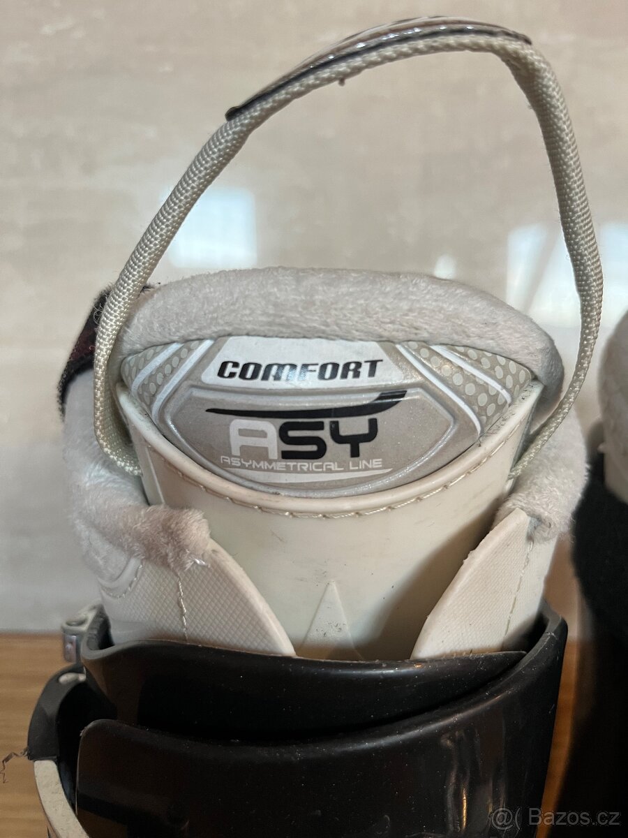 Dámské lyžáky Atomic, velikost 24/24,5 EU38 - 4