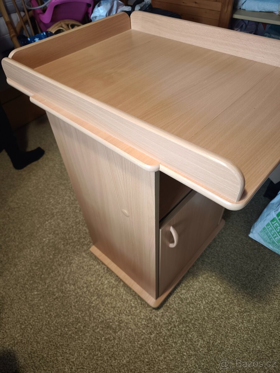 Přebalovací pult - 4