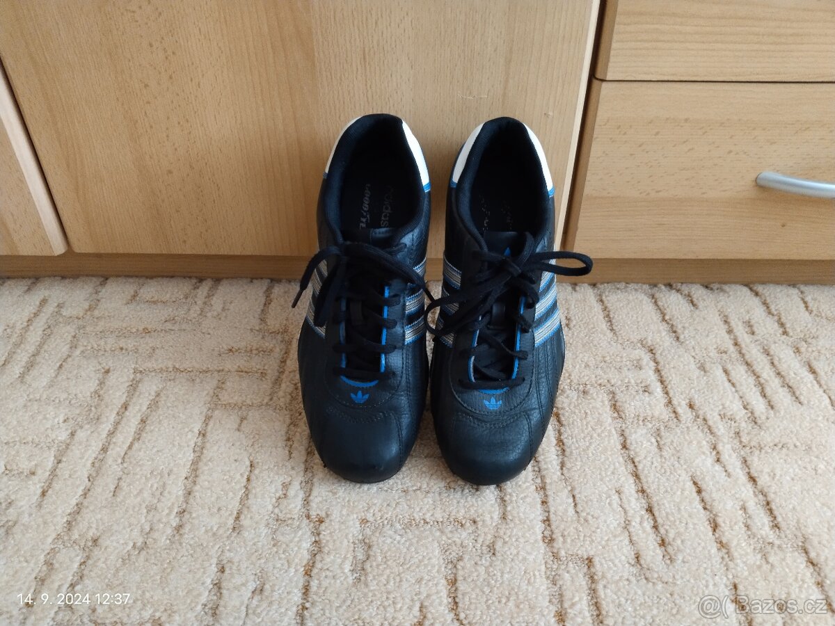Botasky Adidas 38 - 4