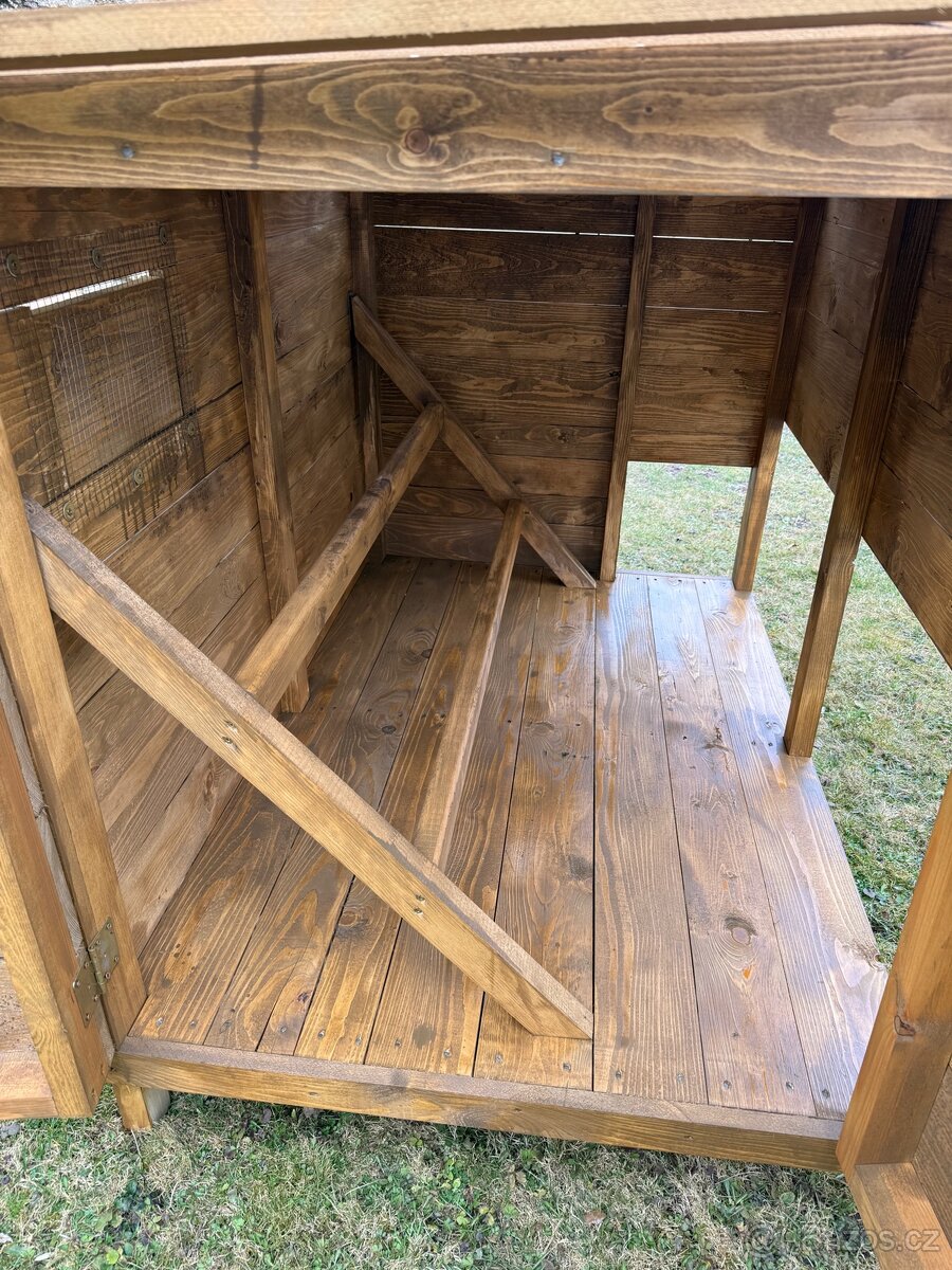 Prodám dva kurníky 10-15slepic - 4
