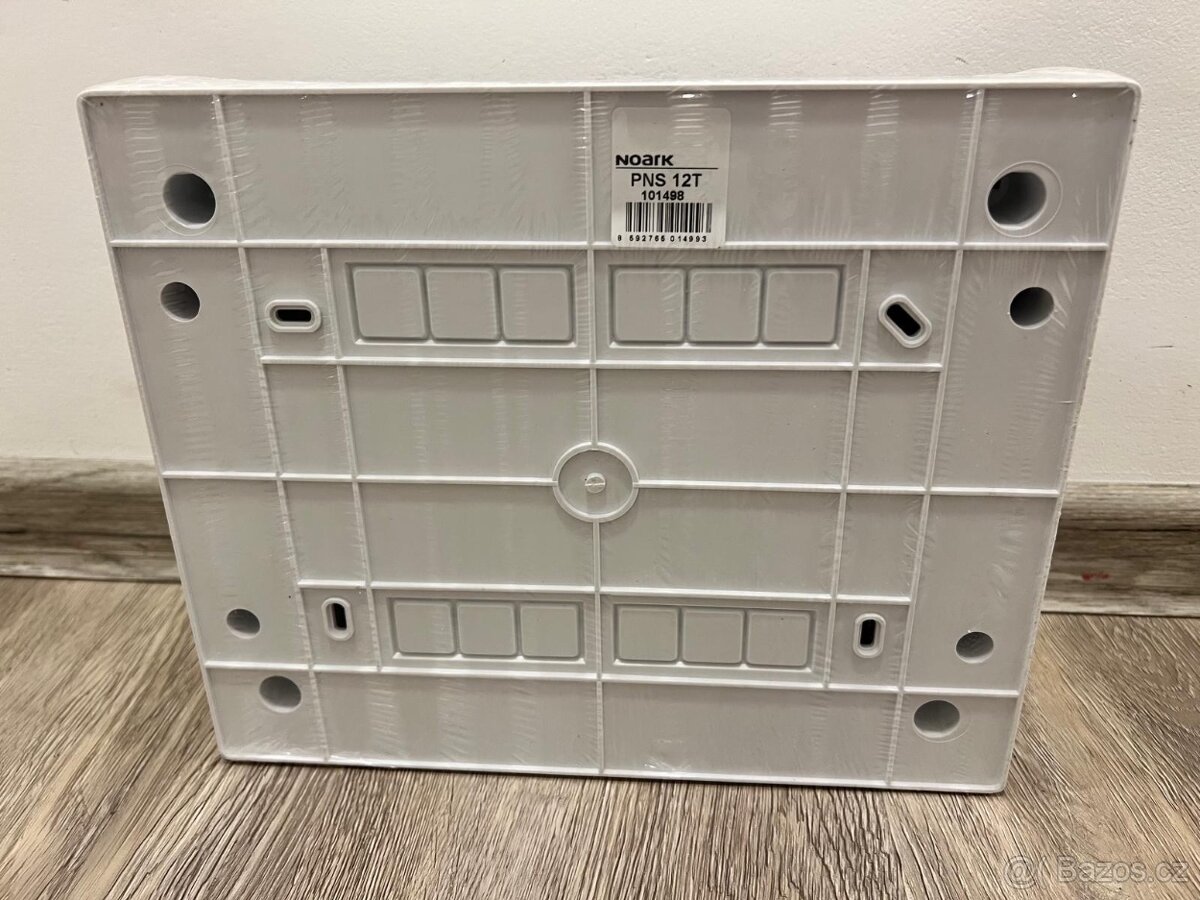 Plastová rozvodnice PNS 12T, Noark - 4