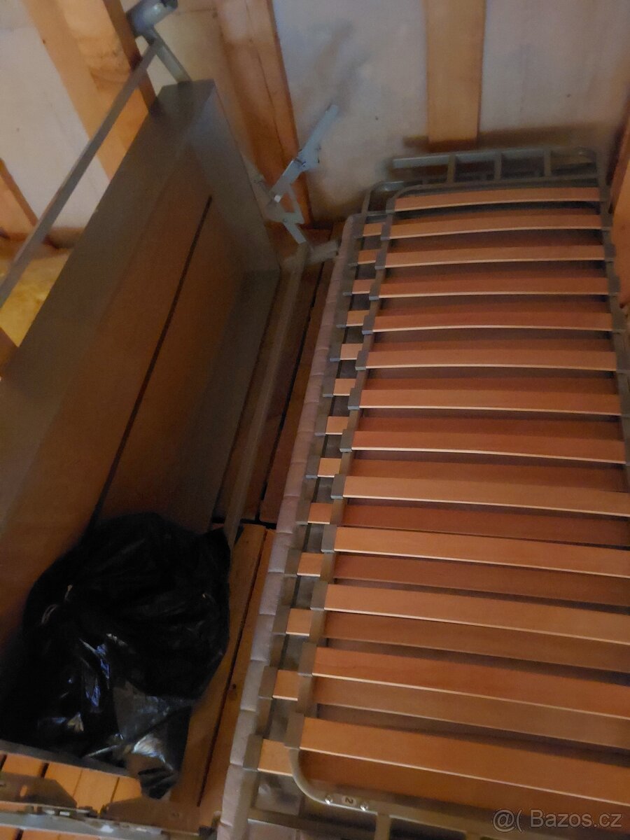 Prodám rozkládací pohovku - 4