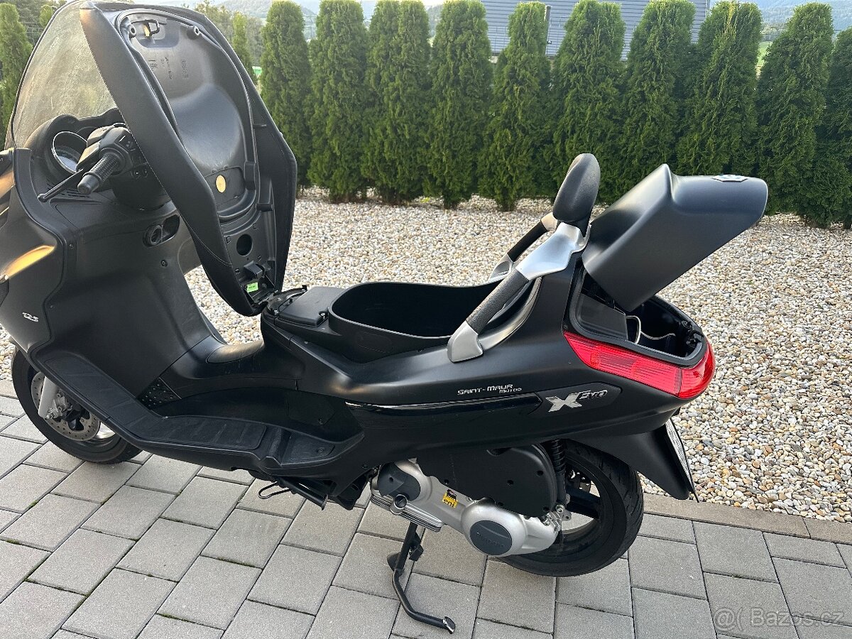 Piaggio Xevo 125 - 4