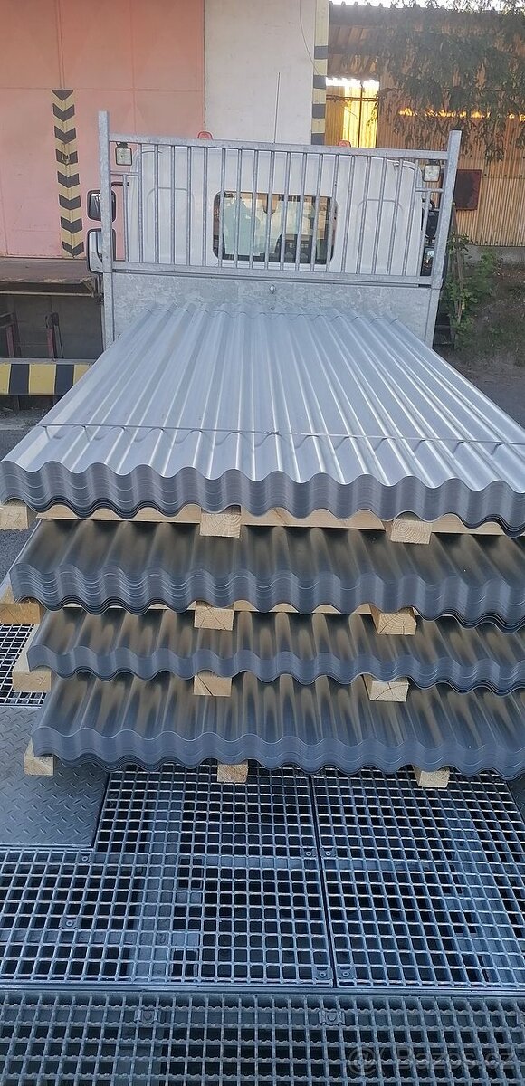 Vlnitý plech pozinkovaný 0,7x1410x3000 mm - 4