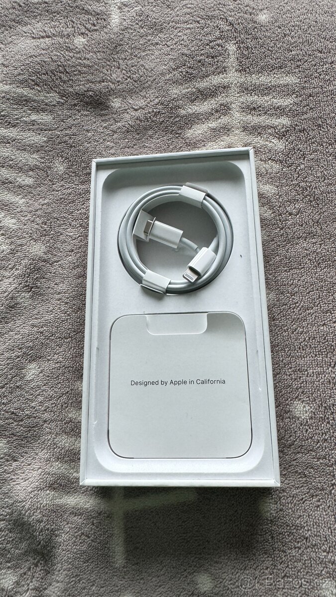 Iphone 11 128GB Red - drobná vada obrazovky viz foto - 4