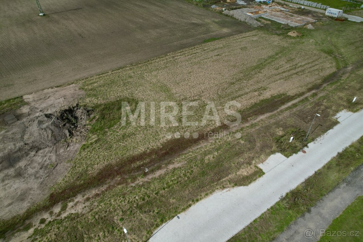 Hořátev, prodej stavebního pozemku 898 m2, okr. Nymburk. - 4