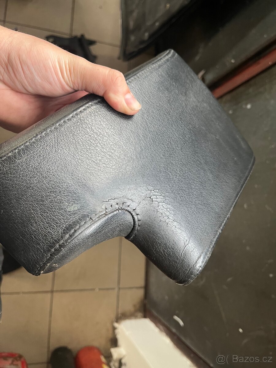 Loketní opěrka E46 - 4